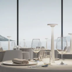 Karman lámpara de mesa LED recargable Papiria, blanco mate, CCT