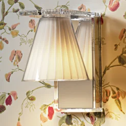 Kartell Light-Air aplique con pantalla textil