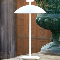 Kartell Mini Geen-A de mesa LED 2.700 K blanco