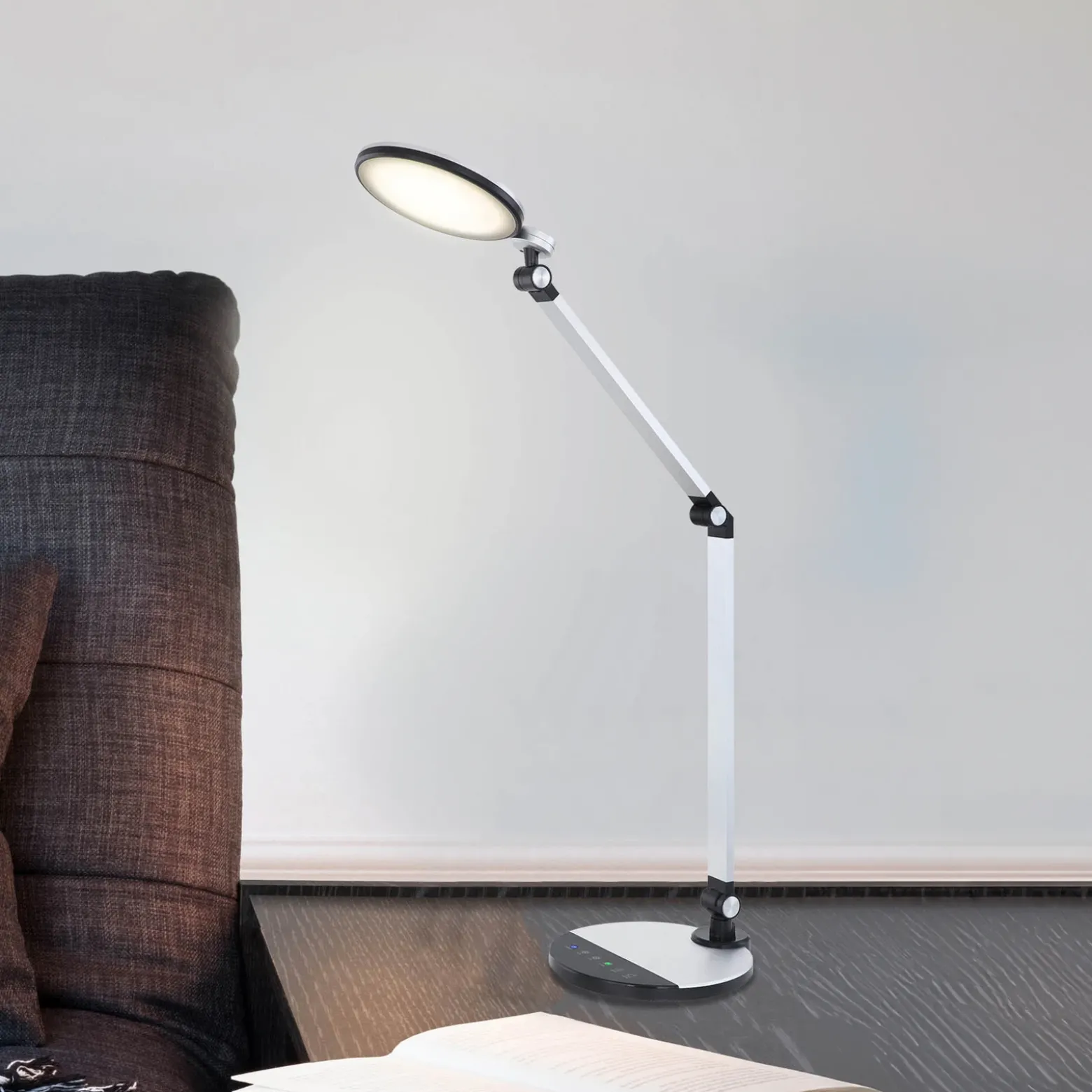 Konsti lámpara de mesa LED, altura 90 cm, negro/plateado, CCT