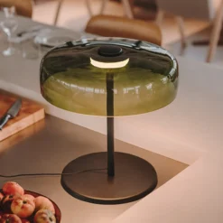 LEDS-C4 Lámpara de mesa LED Levels, Ø 42 cm, verde, cristal, CCT