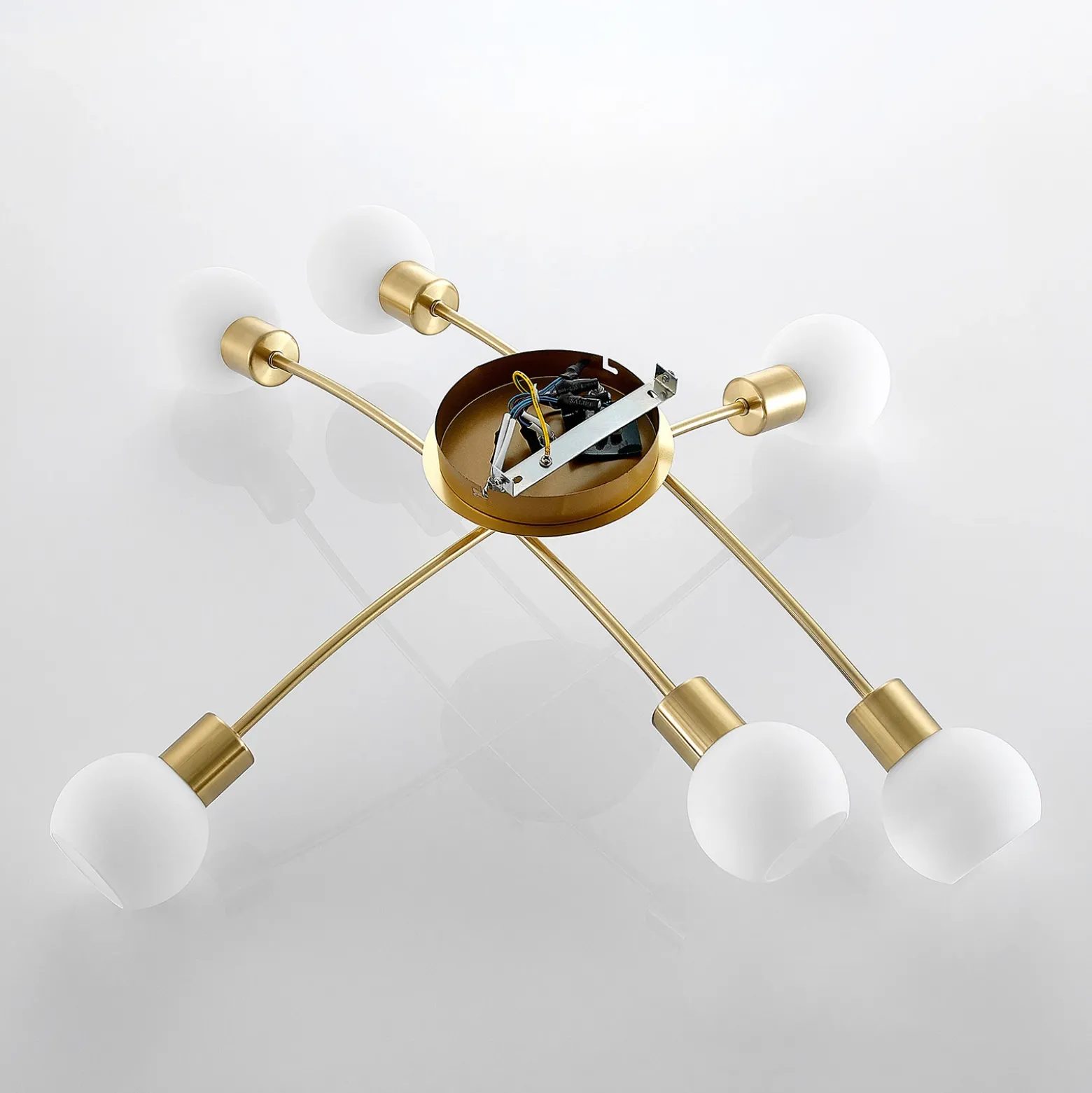 Lindby Agmar plafón, latón, 6 luces