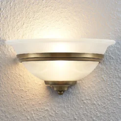 Lindby aplique de pared Irimia, 31 cm, latón envejecido, cristal