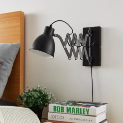 Lindby Aplique de pared Merle, negro, 60 cm, lámpara de lectura, extensible