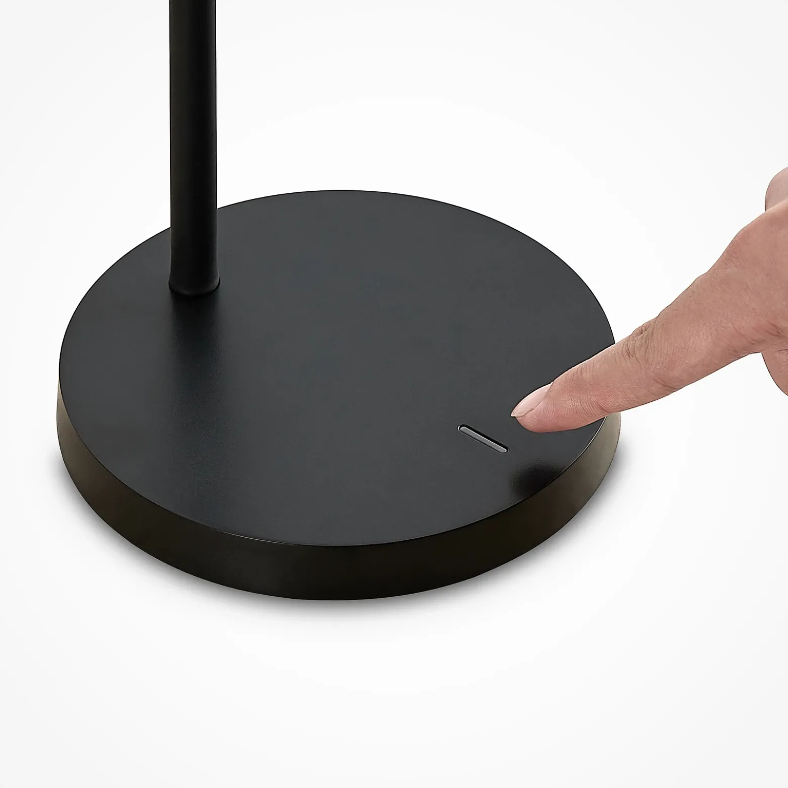 Lindby Binera lámpara de mesa LED, dimmer 3 pasos