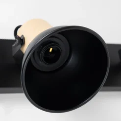 Lindby Bosko foco, negro, 3 luces, alargado