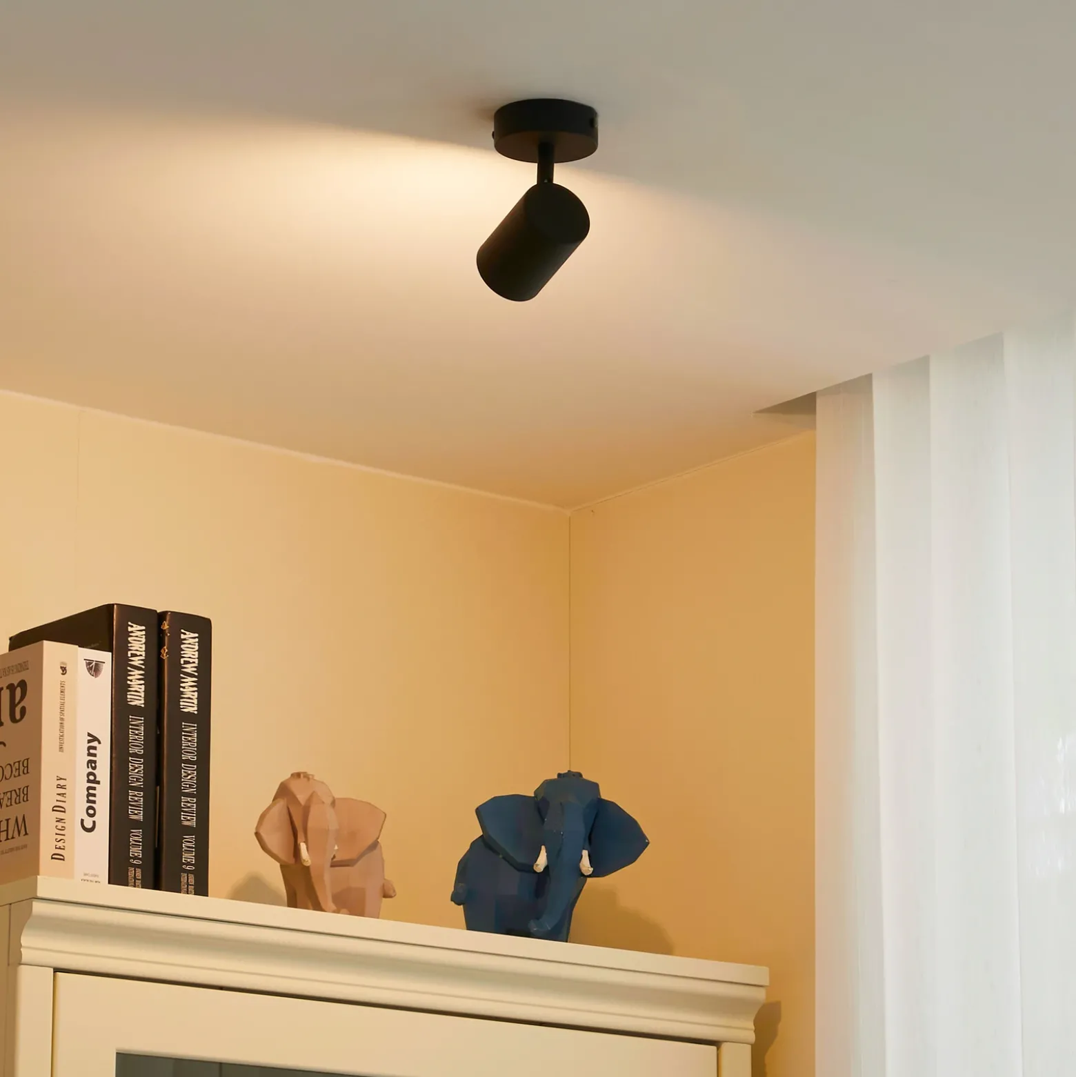 Lindby downlight de techo Jorell, negro, 13 cm, 1 luz, GU10