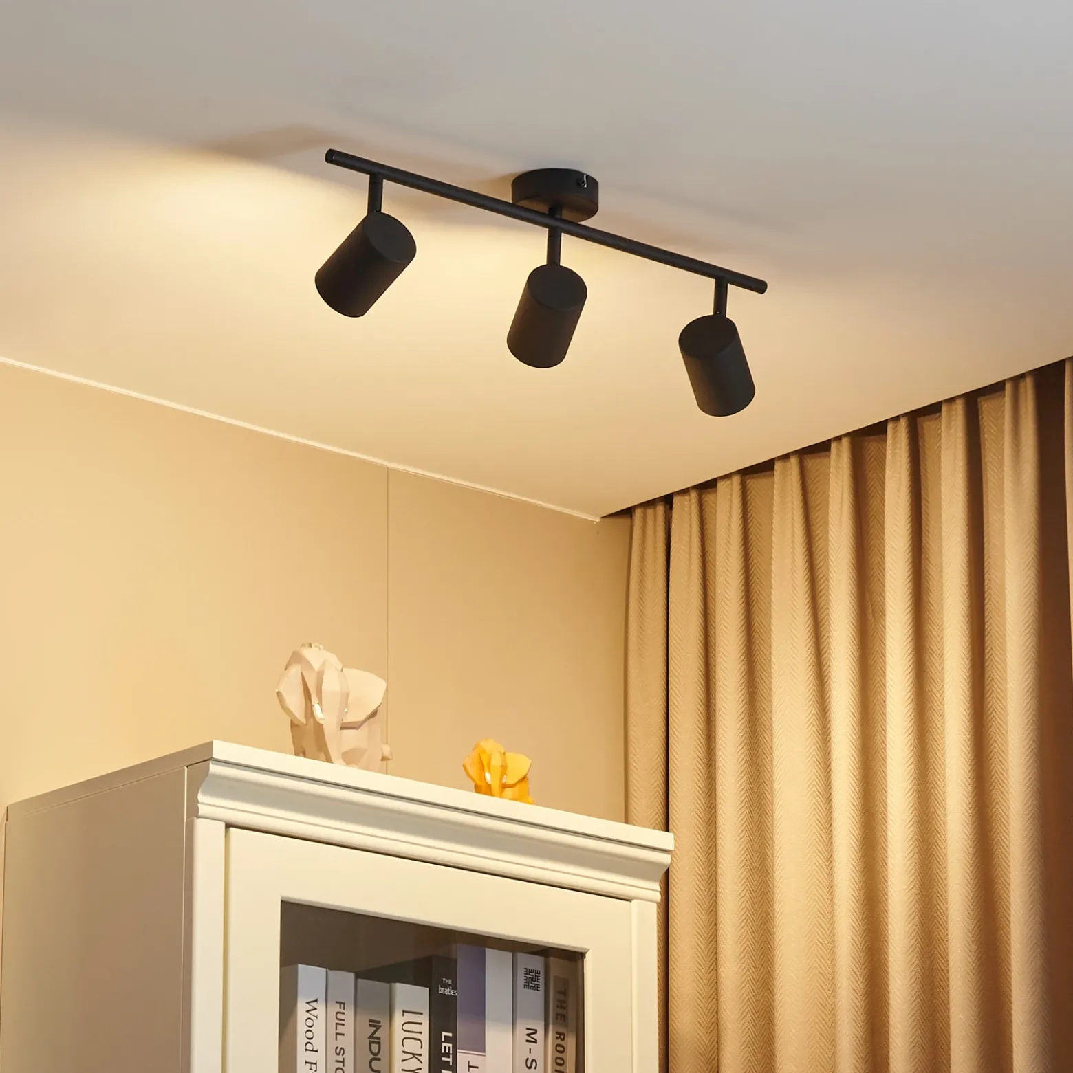 Lindby downlight de techo Jorell, negro, 51 cm, 3 luces, GU10