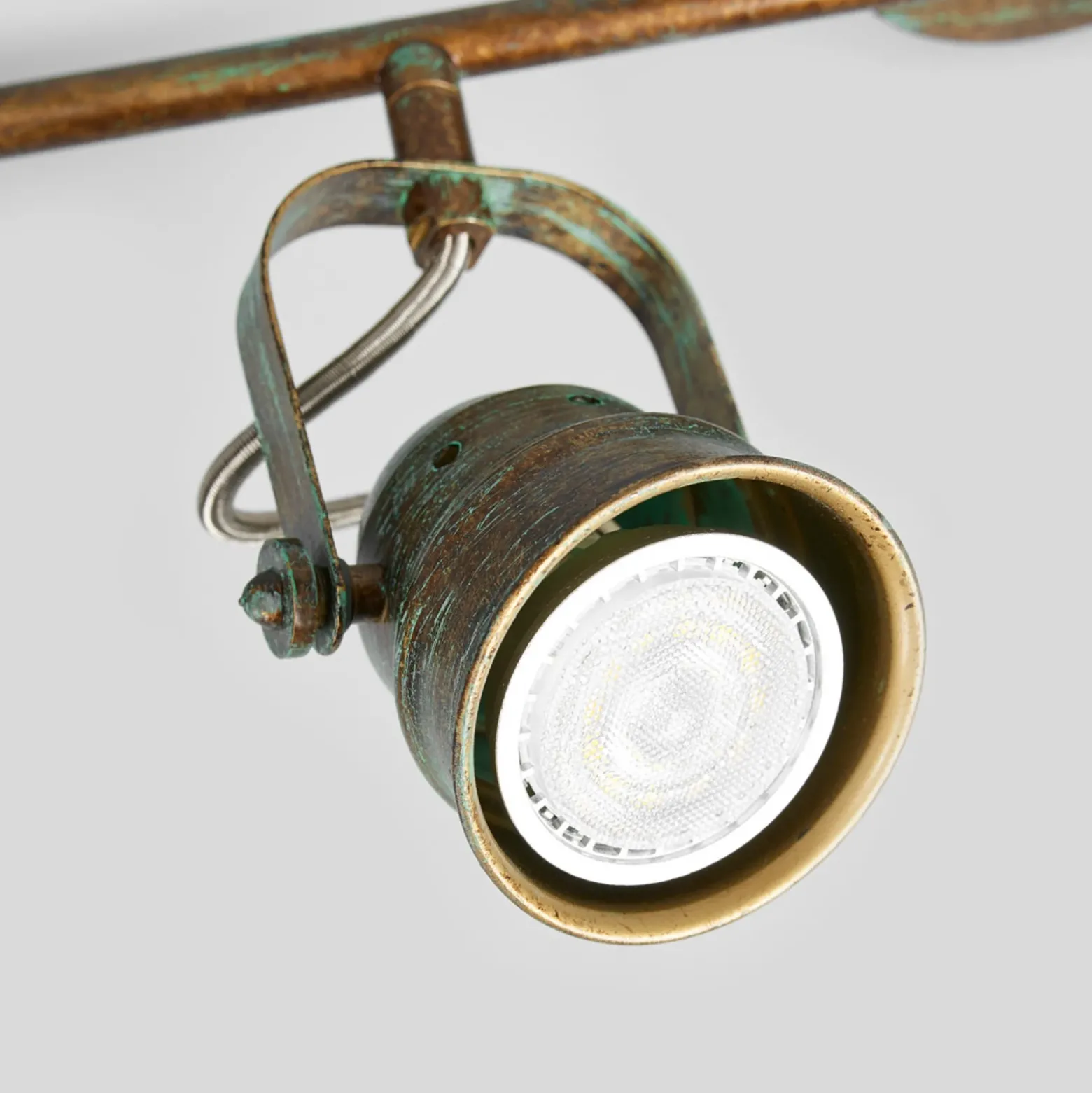 Lindby downlight de techo Leonor, 4 luces, verde, metal, 78 cm