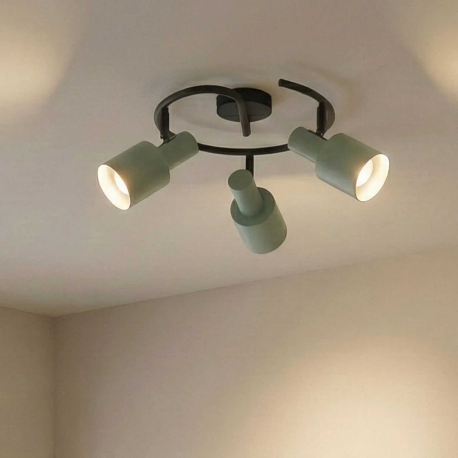 Lindby downlight de techo Ovelia, verde/negro, 3 luces, E27