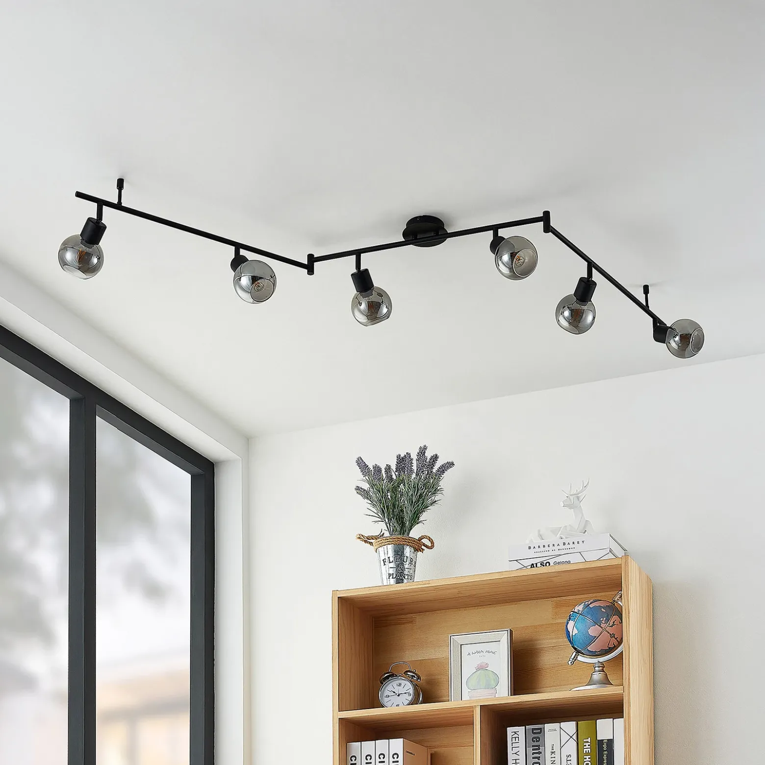 Lindby Eridia foco de techo negro 6 luces alargado