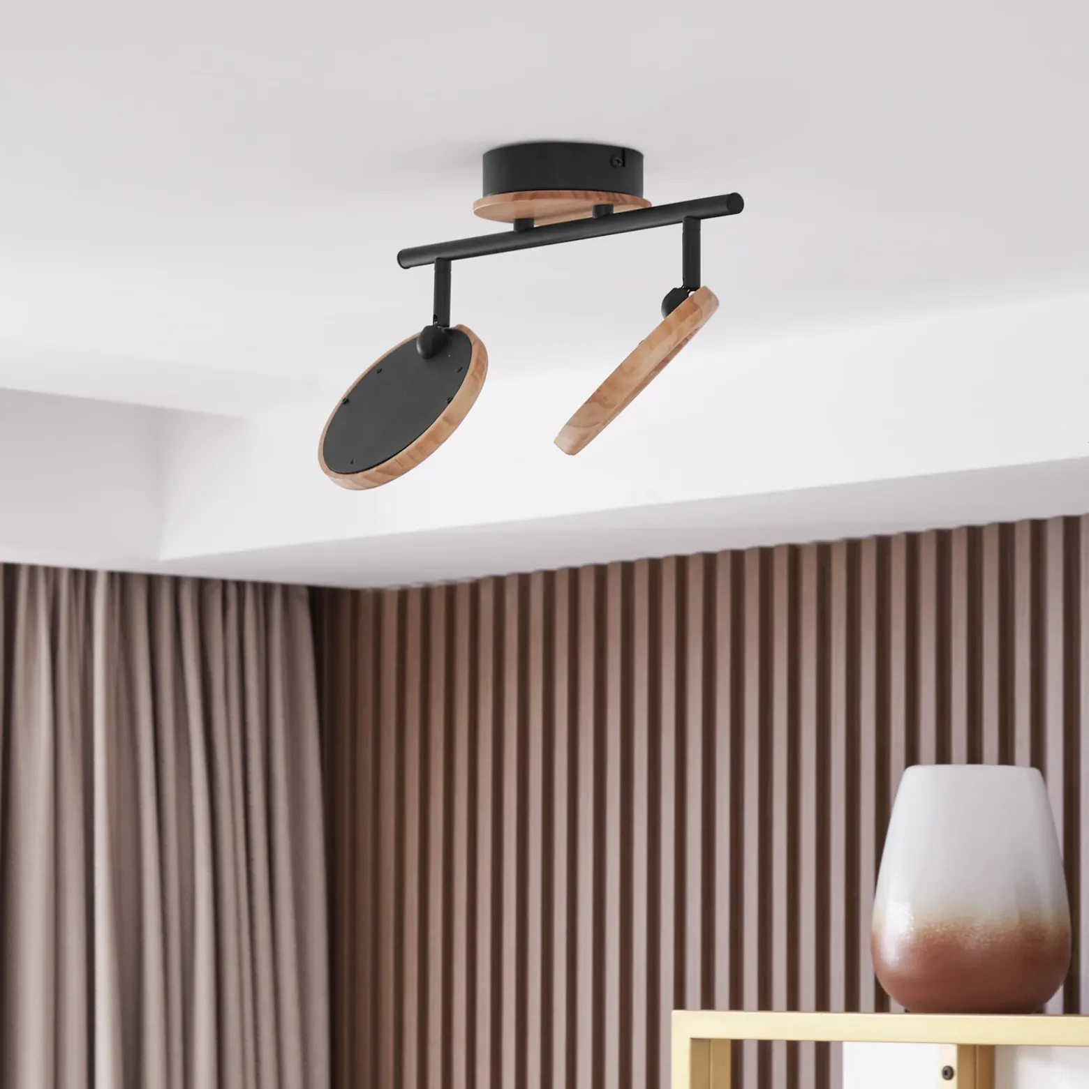 Lindby foco LED Manel, madera, 37 cm de largo, 2 luces