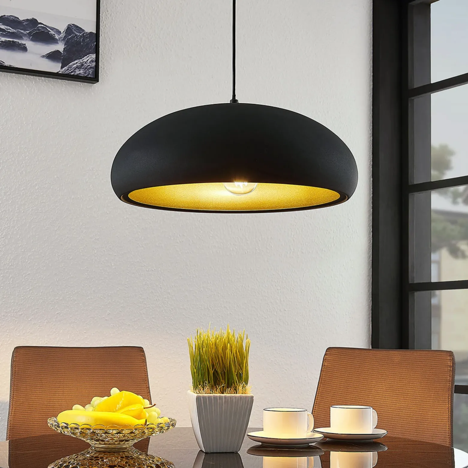 Lindby Gerwina lámpara colgante, negro/oro, metal, 40 cm, E27