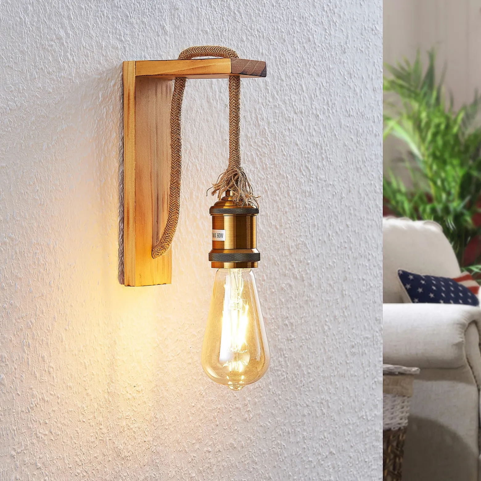 Lindby Helou aplique de madera