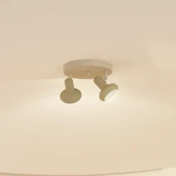 Lindby Huby downlight de techo, 2 luces, crema/verde claro, hierro