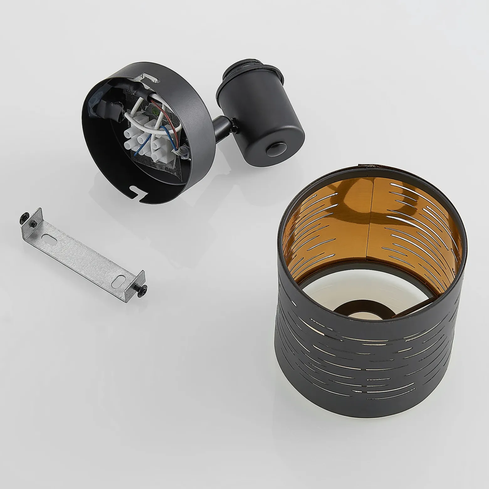 Lindby Iolyn lámpara de pared con interruptor