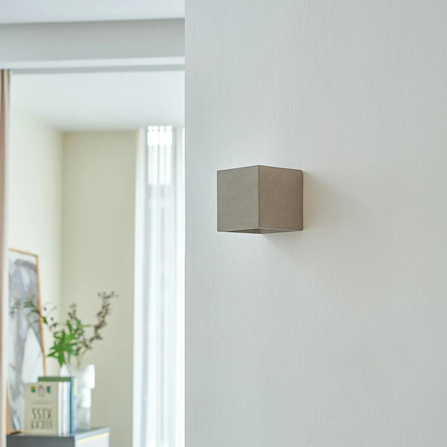 Lindby Jayden lámpara de pared en forma angular