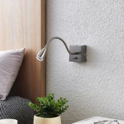 Lindby Jolka Brazo de lectura LED, interruptor, níquel