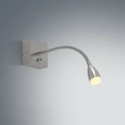 Lindby Jolka Brazo de lectura LED, interruptor, níquel