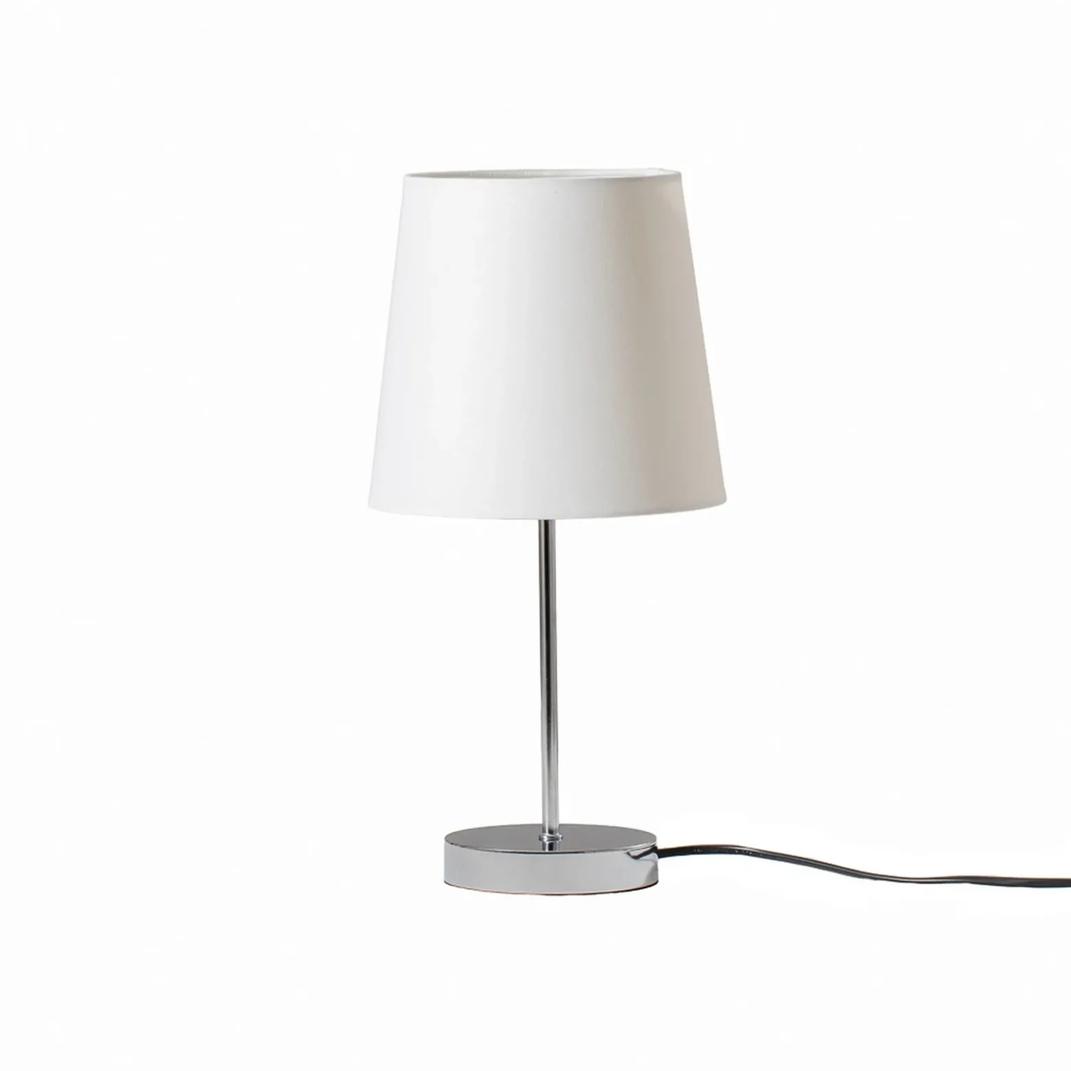 Lindby Leza lámpara de mesa cromo, pantalla blanca