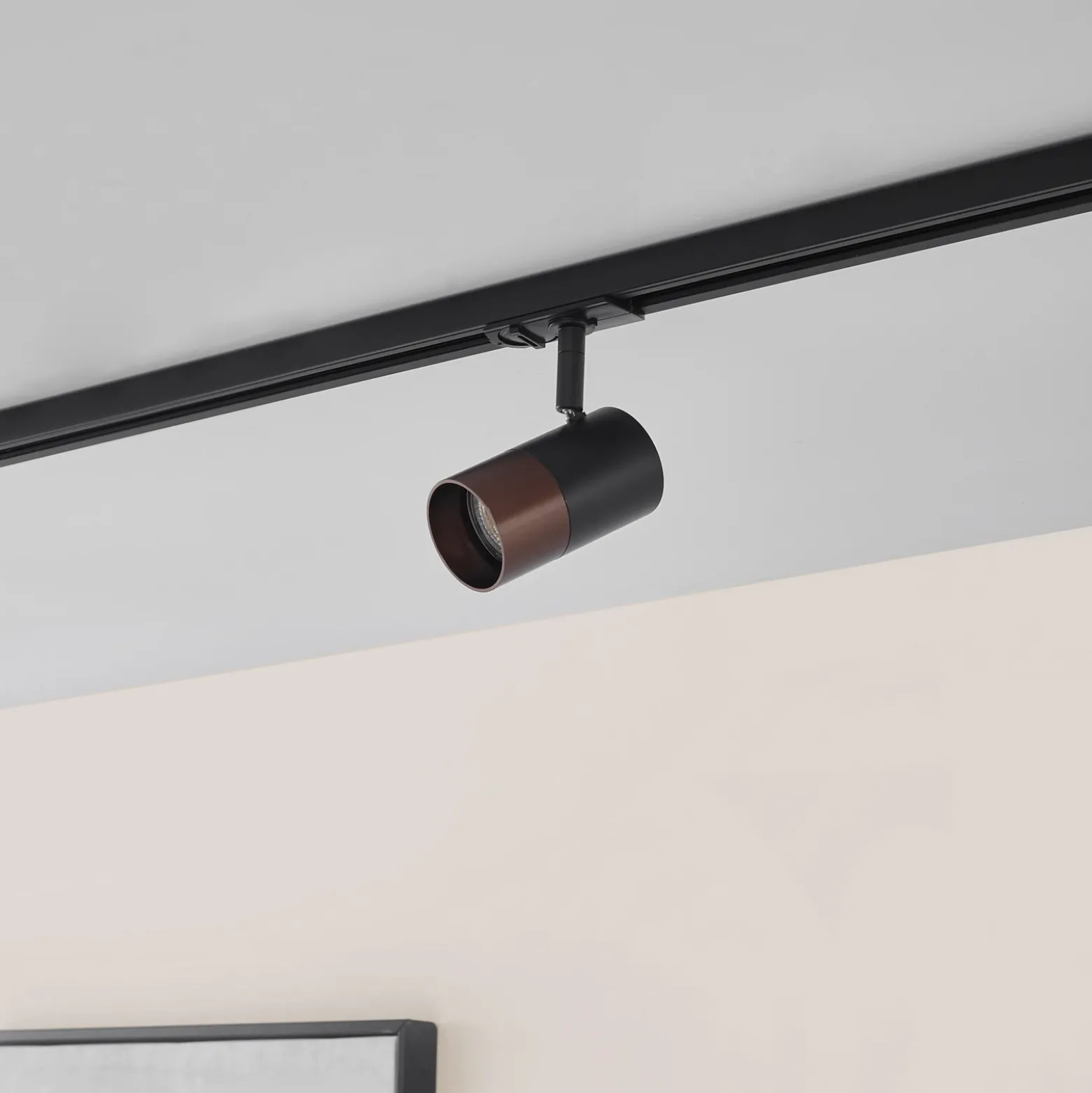 Lindby Linaro foco de riel, GU10, Ø 6 cm, negro/marrón