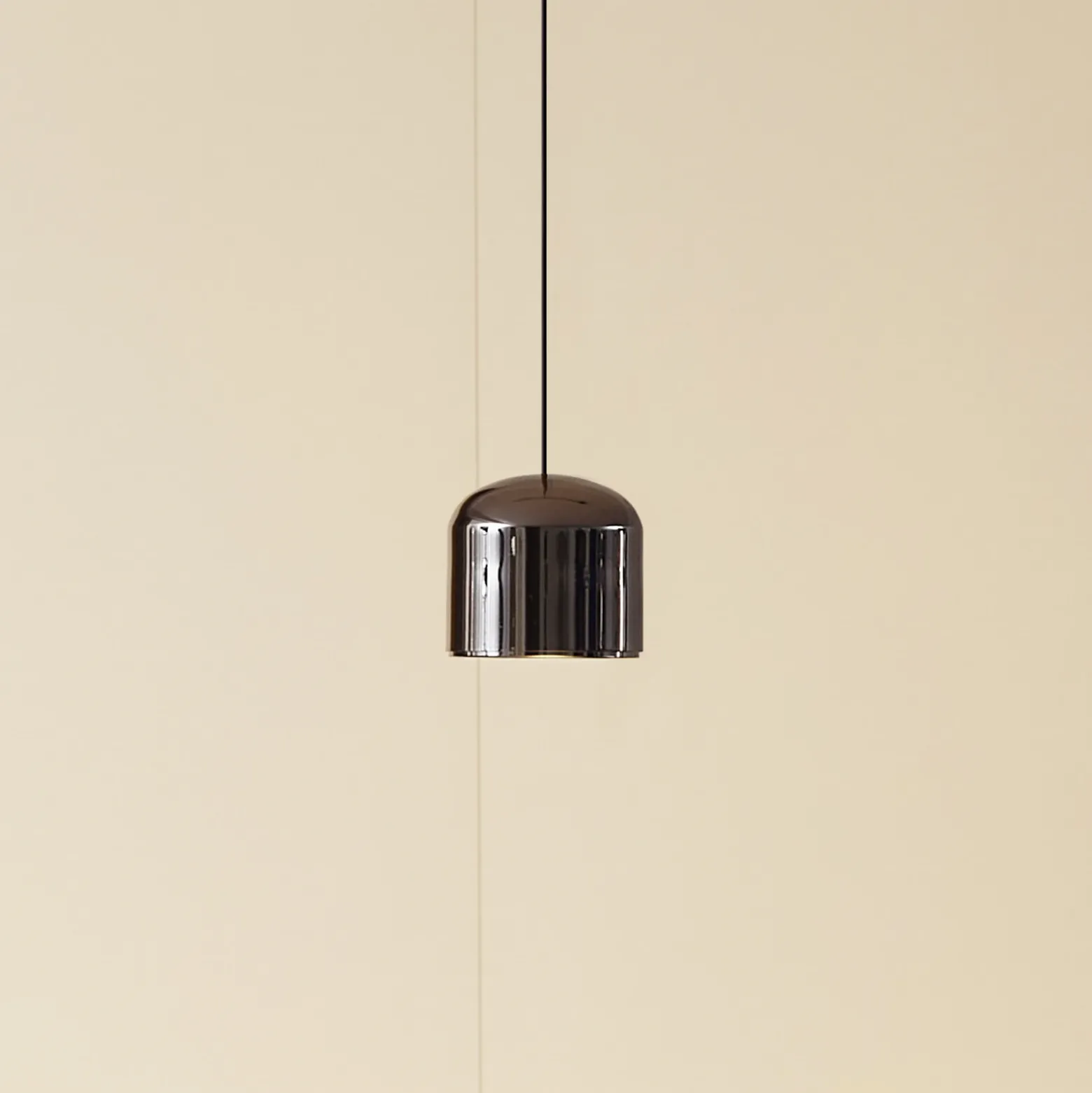Lindby lámpara colgante LED Lumaro,negro,Ø8,2cm,aluminio,48V,atenuable