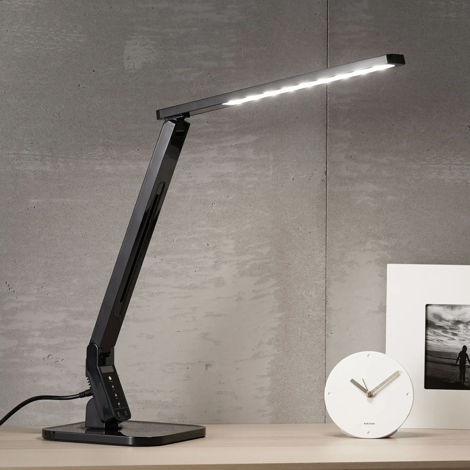 Lindby lámpara de mesa LED Eleni, negra, CCT, atenuable