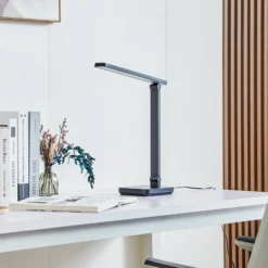 Lindby lámpara de mesa LED Rylas, negra, USB, CCT
