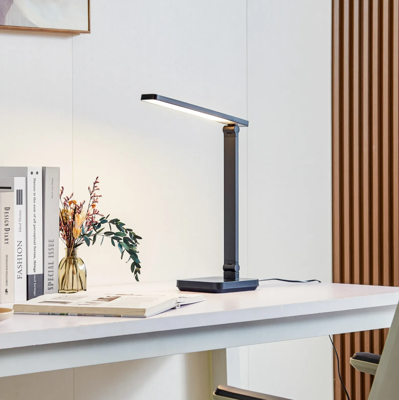 Lindby lámpara de mesa LED Rylas, negra, USB, CCT