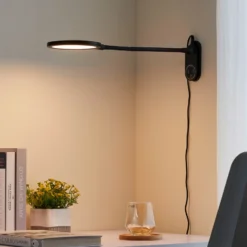 Lindby Lámpara de mesa LED Valtaria, negra, CCT, atenuable