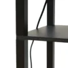 Lindby Lámpara de pie Birta, negro/natural, estantería, ratán