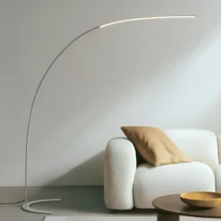 Lindby lámpara de pie LED Danua, plata, metal, altura 200cm