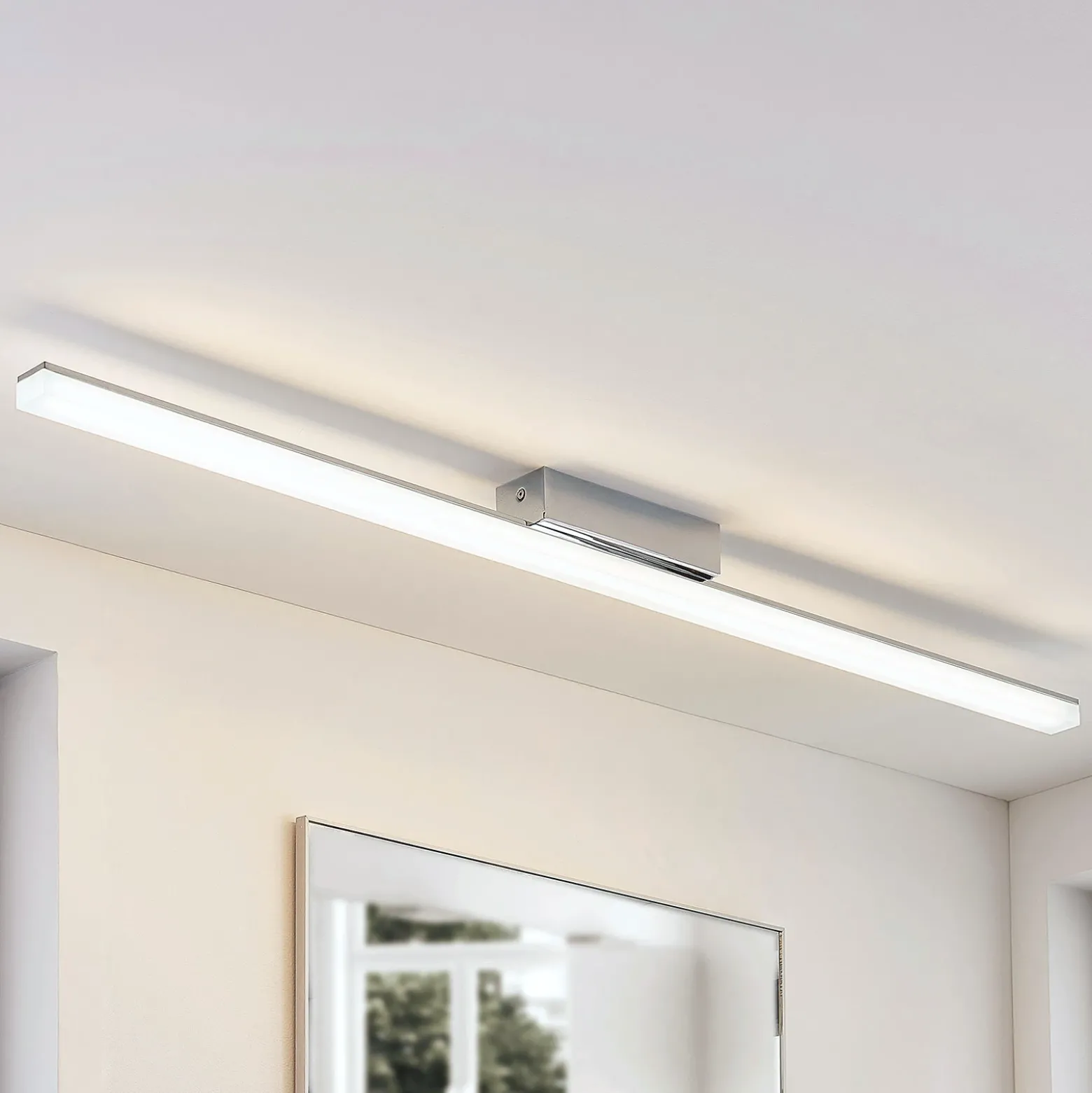 Lindby Lámpara de techo LED para baño Levke, 116 cm, atenuable, IP44