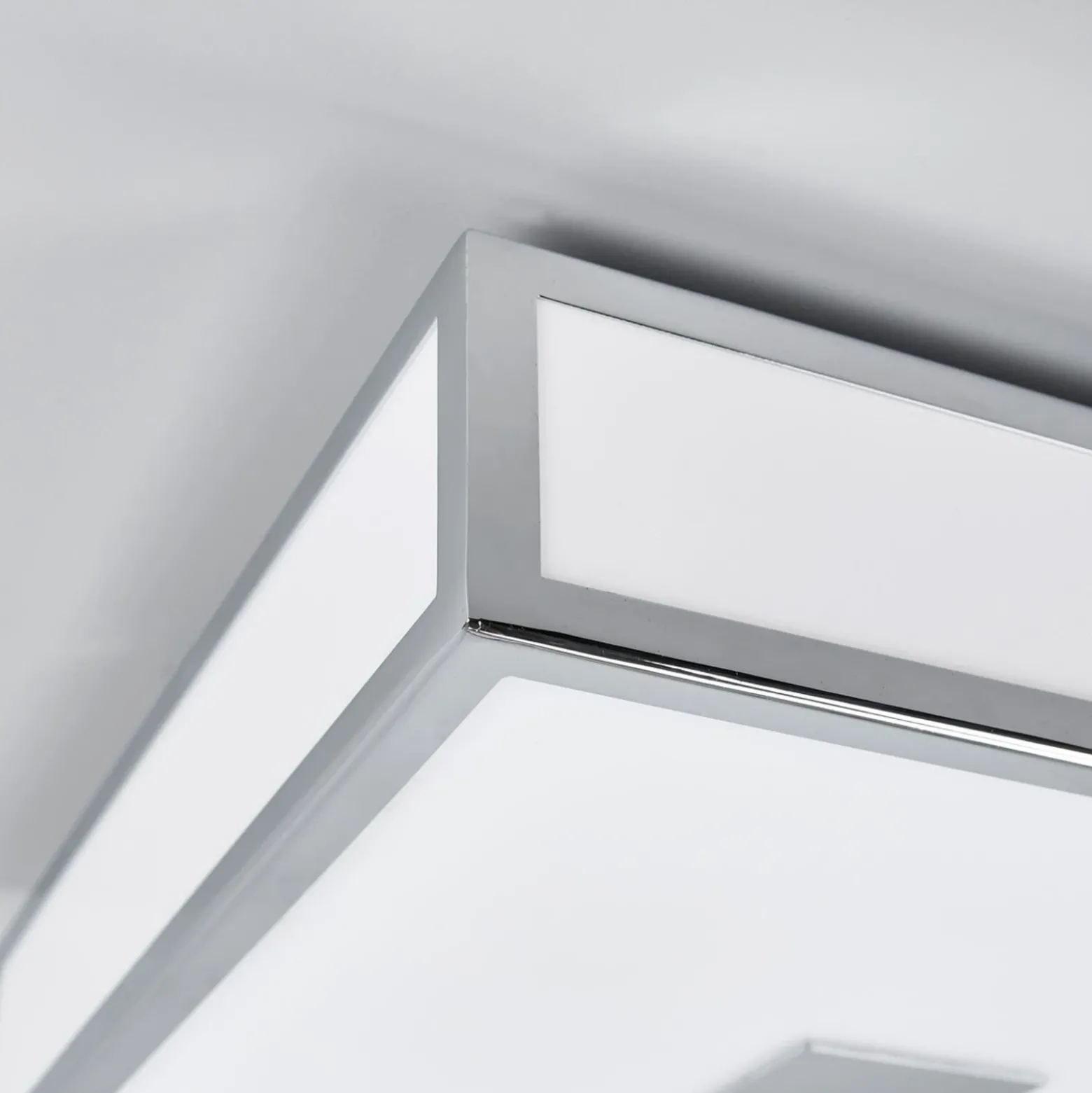Lindby lámpara de techo para baño Eniola, 30 cm, blanco/gris, IP44