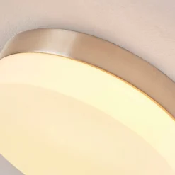 Lindby lámpara de techo para baño Amilia, Ø 18 cm, E27, níquel, cristal