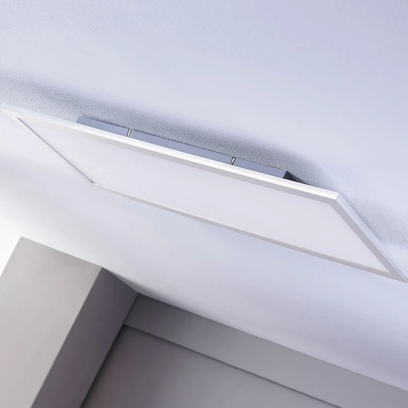 Lindby panel LED Livel, juego de 2, 4.000 K, 80 x 30 cm, plateado