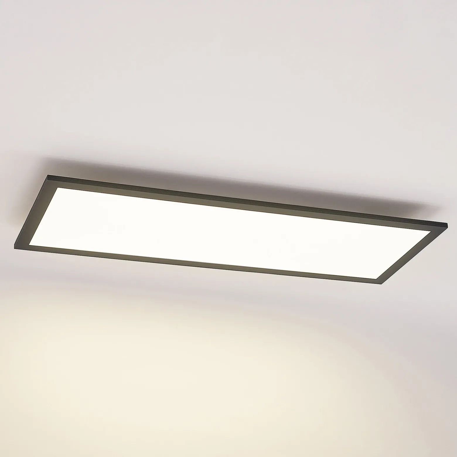 Lindby Panel LED Nelios, 80 x 30 cm, 4.000 K, negro, metal