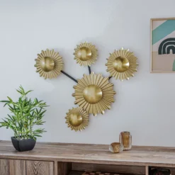 Lindby Senmia aplique en oro, 5 luces