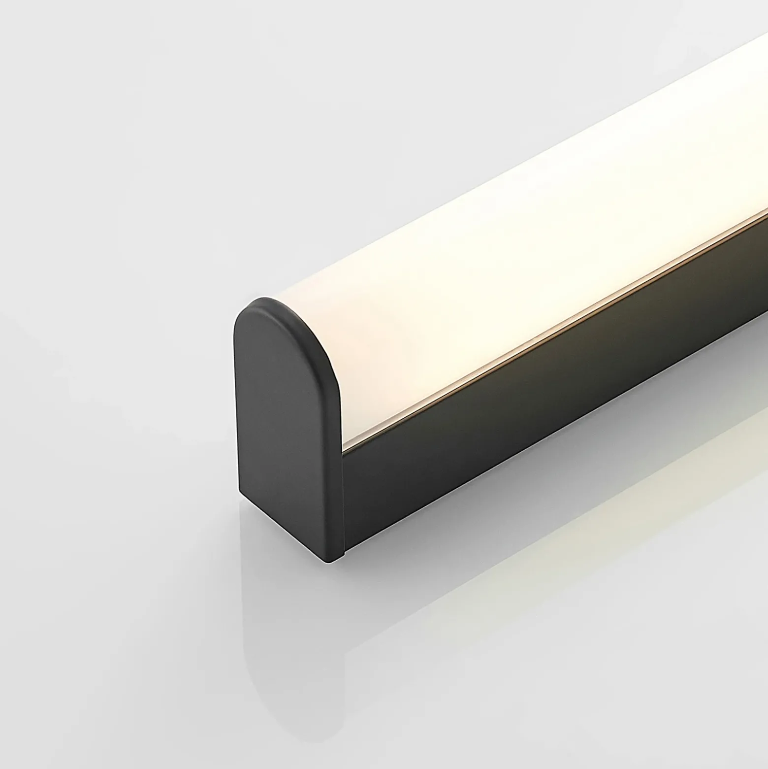 Lindby Ulisan aplique LED de baño, redondo 58,8 cm