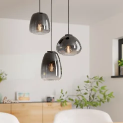 Lámpara colgante Aguilares, cristal ahumado, rondel de 3 luces