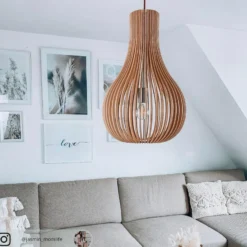 Lámpara colgante Bodo, madera de color claro