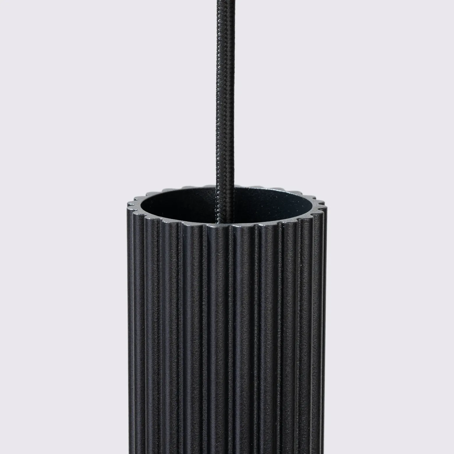Lámpara colgante Carbon, negra, Ø 6 cm, aluminio