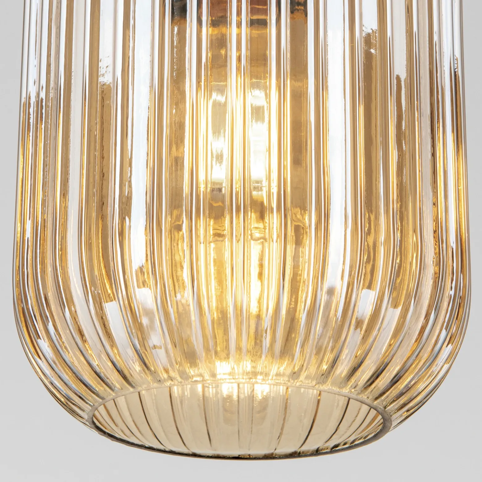 Lámpara colgante Carneval, latón envejecido/ámbar, Ø 14 cm, cristal