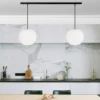 Lámpara colgante Casablanca Acai, blanco/negro, larga, 2 luces, 26 cm