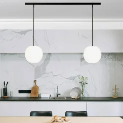 Lámpara colgante Casablanca Acai, blanco/negro, larga, 2 luces, 21 cm