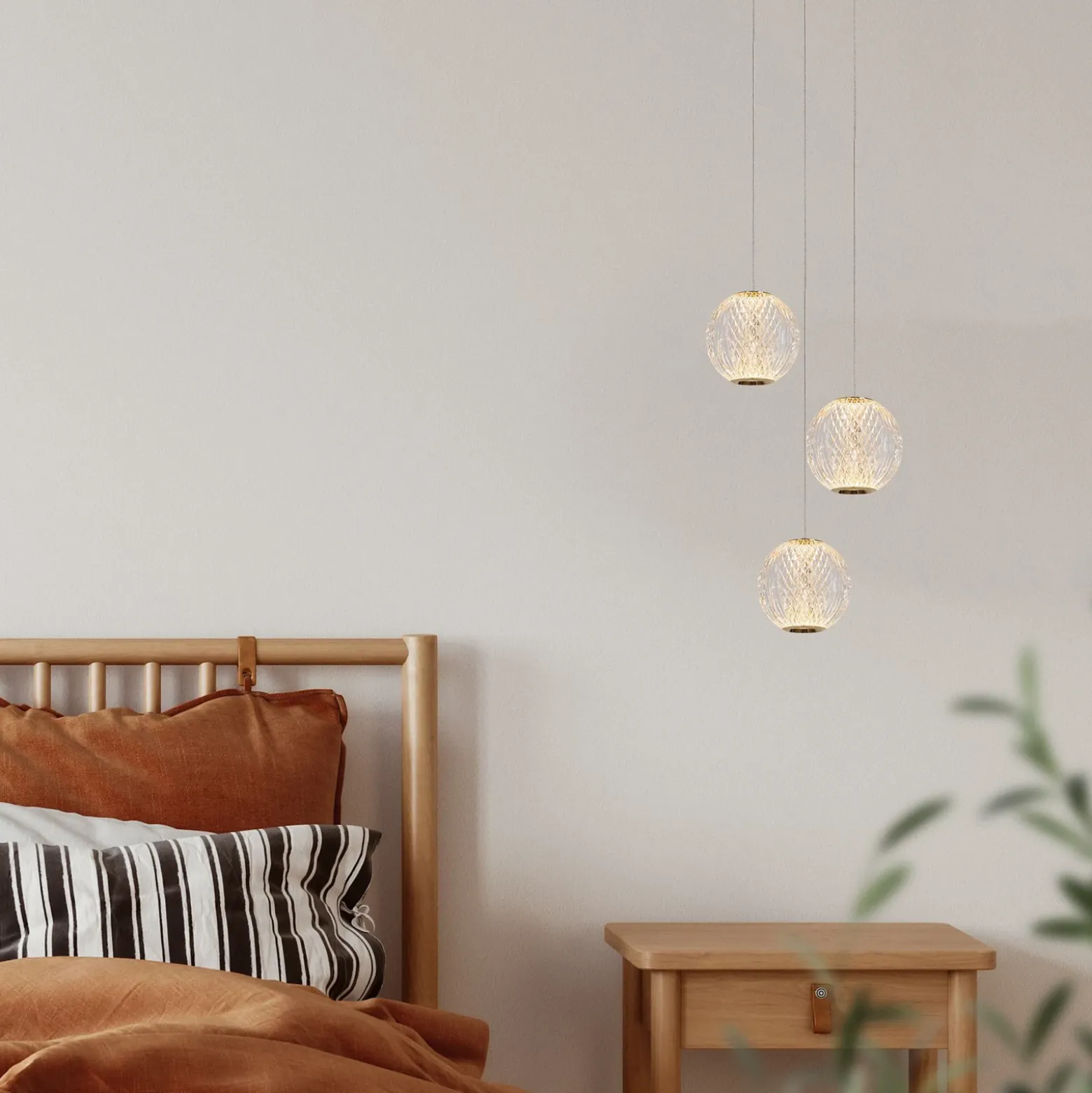 Lámpara colgante Cintra LED, Ø 25 cm, transparente/oro, acrílico