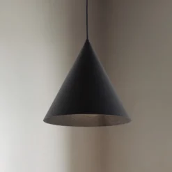 Lámpara colgante Cono, de 1 luz, Ø 27 cm, negra