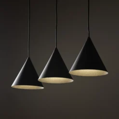 Lámpara colgante Cono, 3 luces, negro, E27