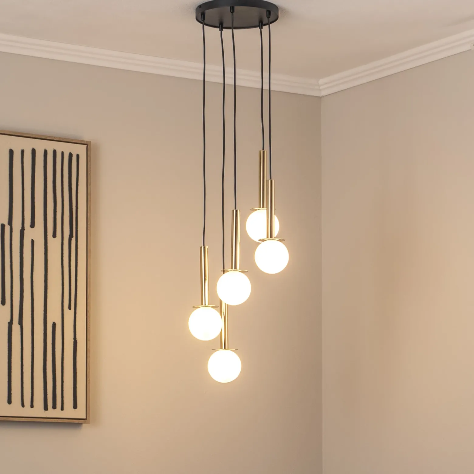 Lámpara colgante Daisy, 5 luces, dorada/blanca/negra, cristal