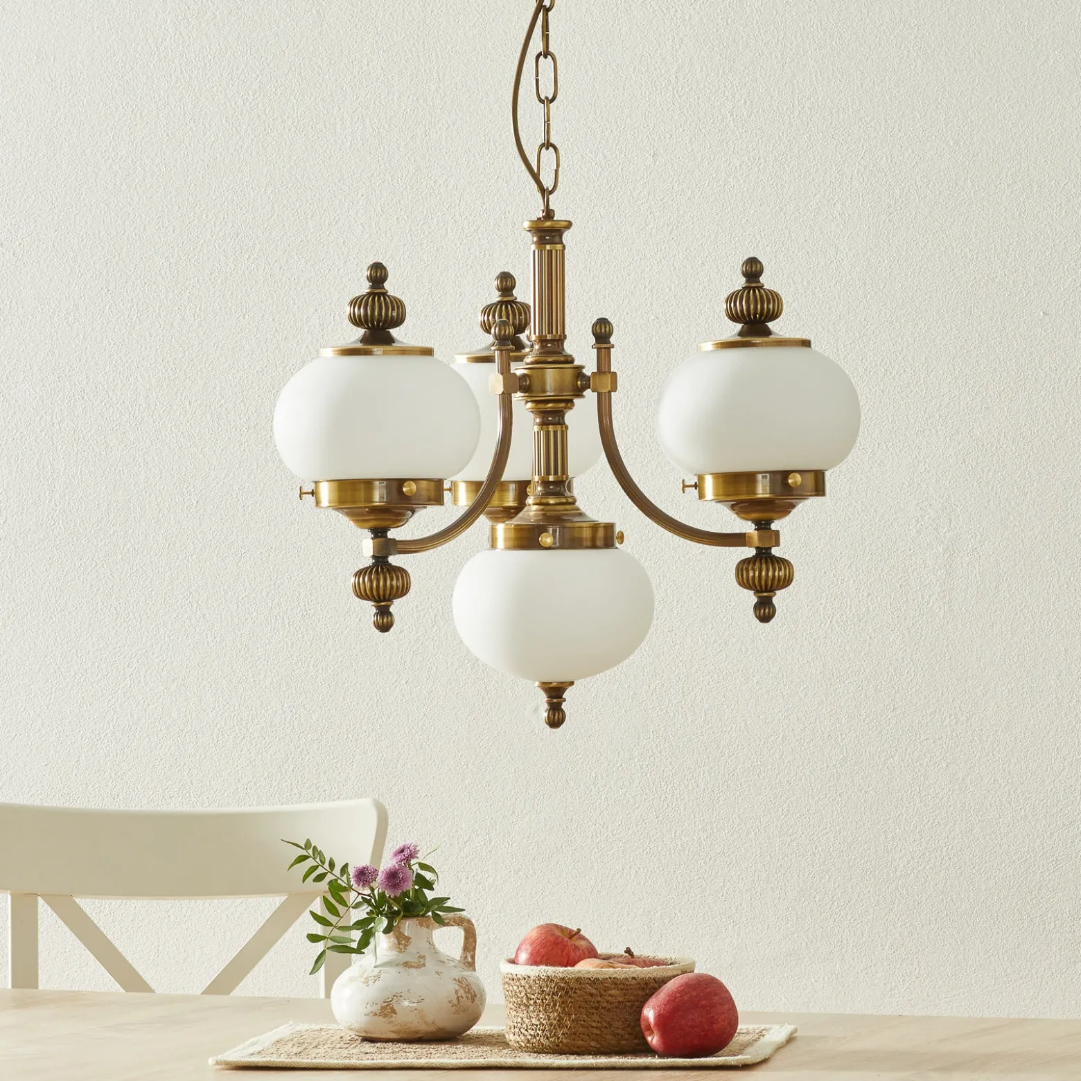 Lámpara colgante Delia, latón envejecido, 4 luces